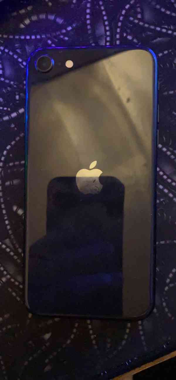 iPhone SE 2020 - foto 4