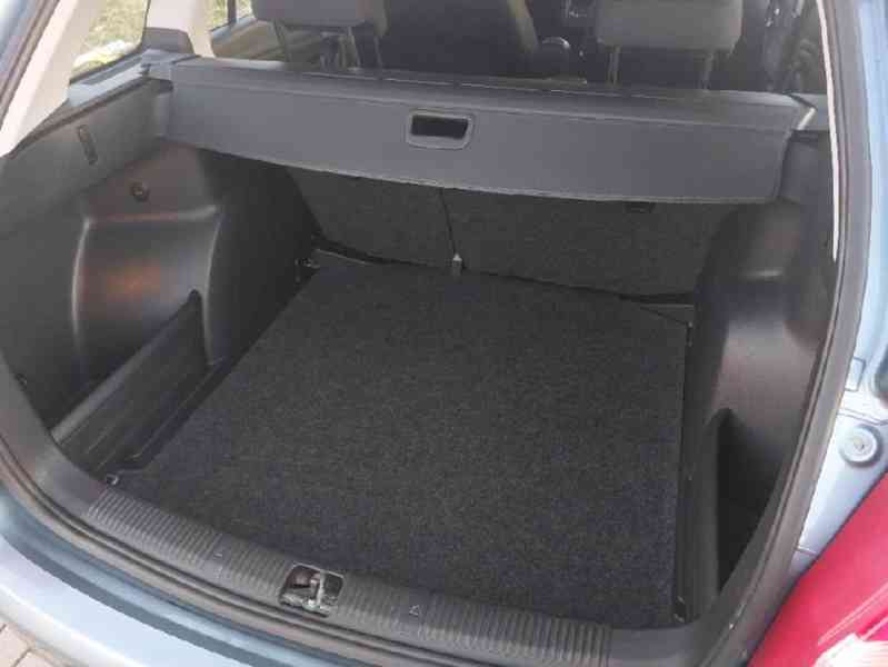 Škoda Fabia Kombi 1.2 TSI 63kW Nová STK ELEGANCE 2011 - foto 10