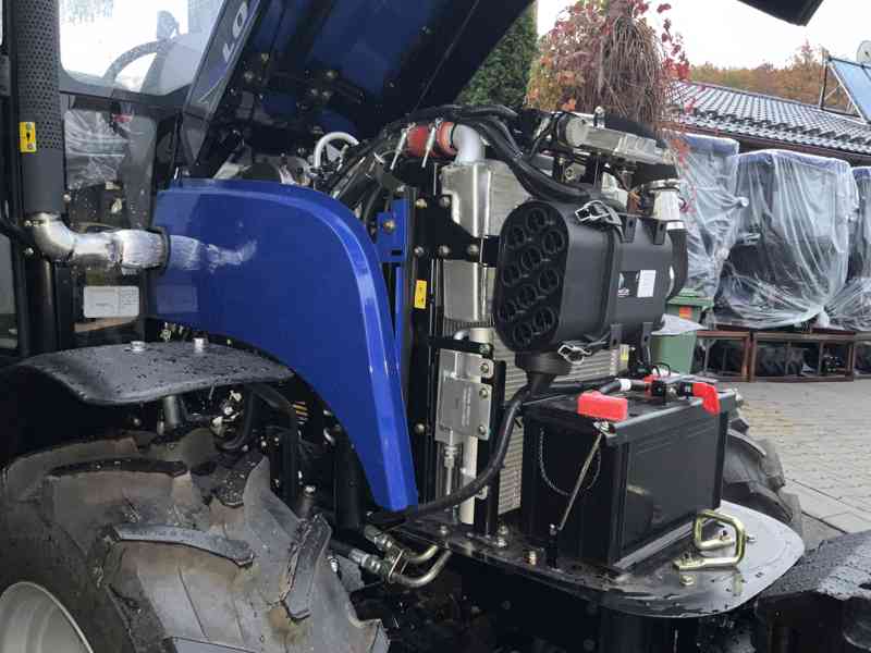 Traktor LOVOL M504, 50 koní, modrý s kabinou - foto 11