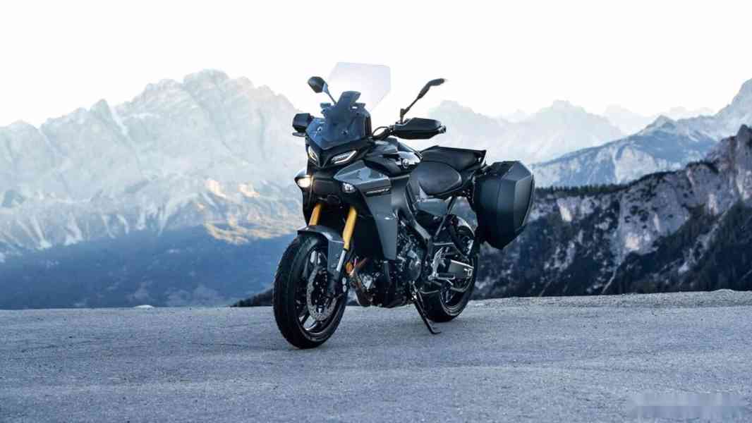 Yamaha Tracer 9 GT+ - Motopůjčovna Go Travel - foto 2