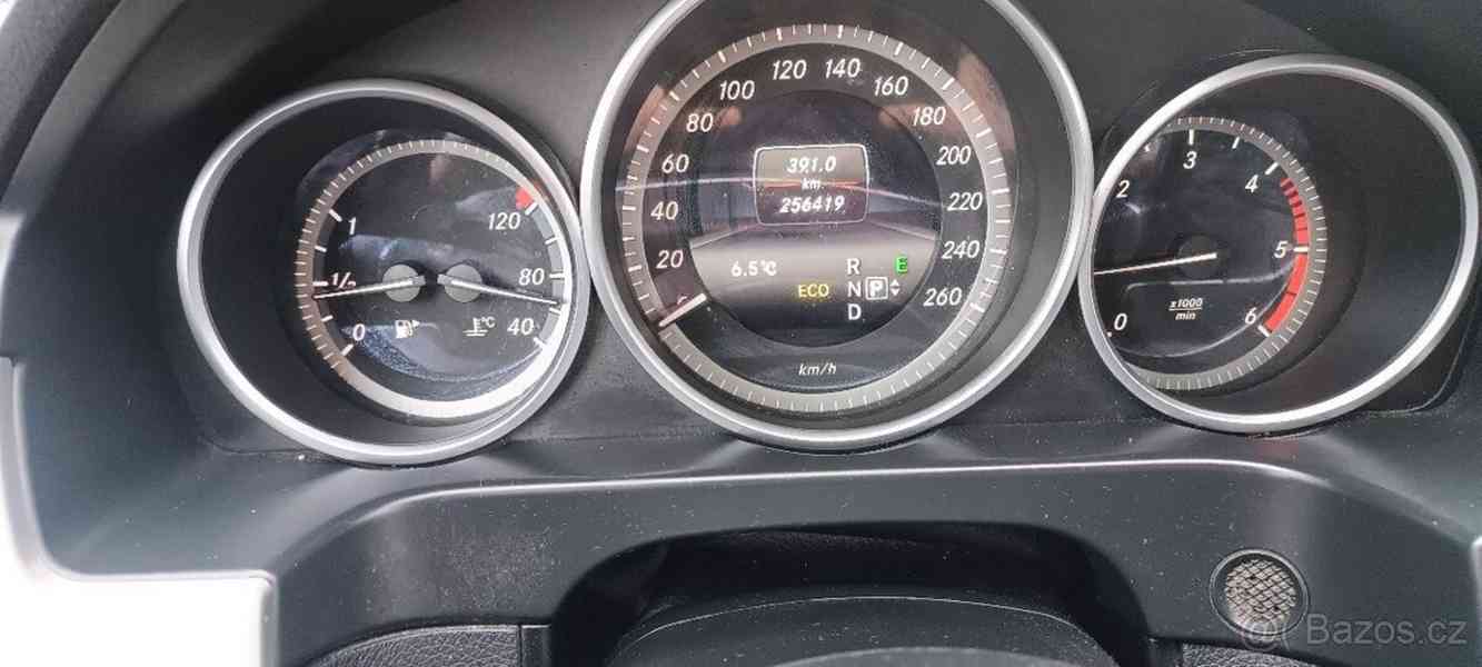 Mercedes-Benz Třídy E 2,2   E220,2015r - foto 4