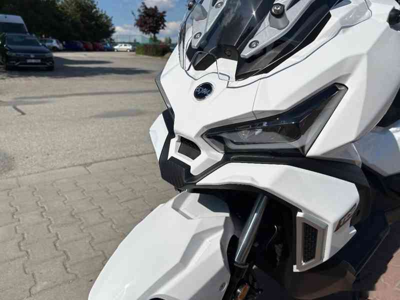 Sym ADX 125 2025 White - foto 8