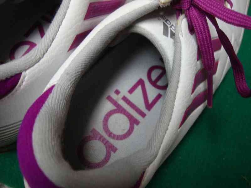 Dámské boty na golf Adidas Adizero bílo-fialové vel.42 pěkné - foto 17