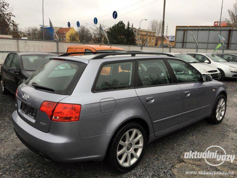 Audi A4 2.0, benzín, rok 2005 - foto 5