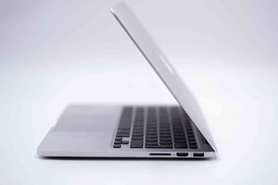 MacBook Pro 13" 2014 Silver Retina + ZÁRUKA! - foto 4