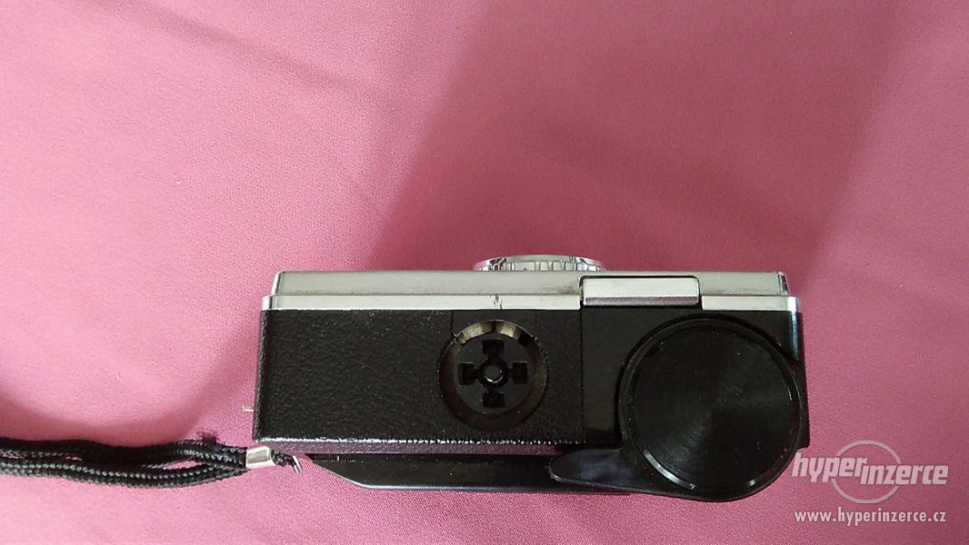 Starý fotoaparát Kodak Instamatic 133 - camera - foto 4