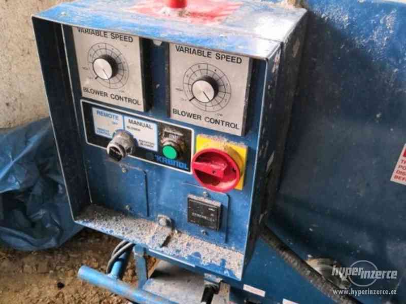 Stroj na foukanou izolazi - foto 2