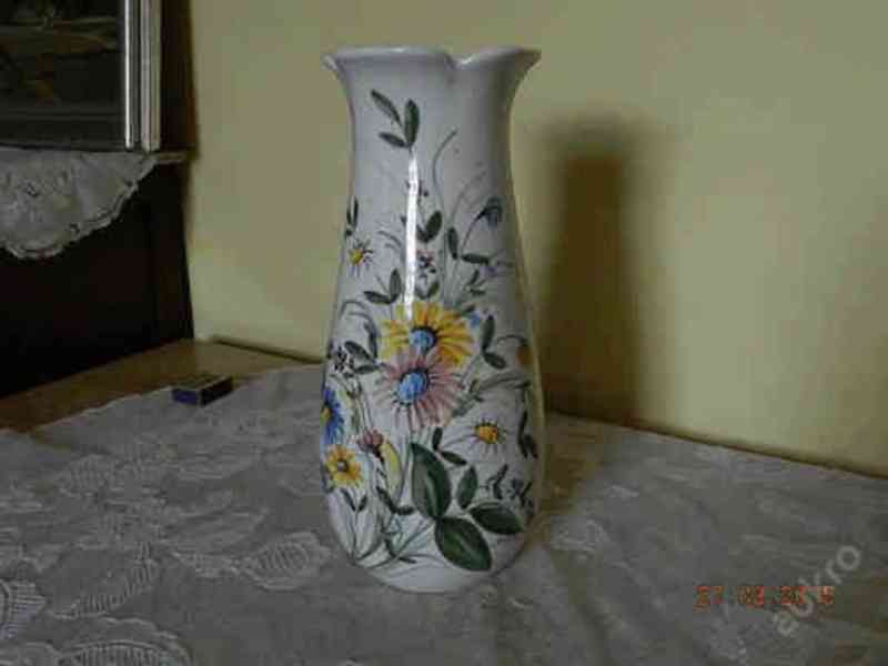Stará ručně malovaná porcelánová Váza květiny Castel Italy - foto 1