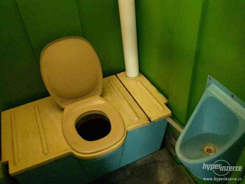 Venkovní mobilní toaleta (záchod, chemické WC) - foto 2