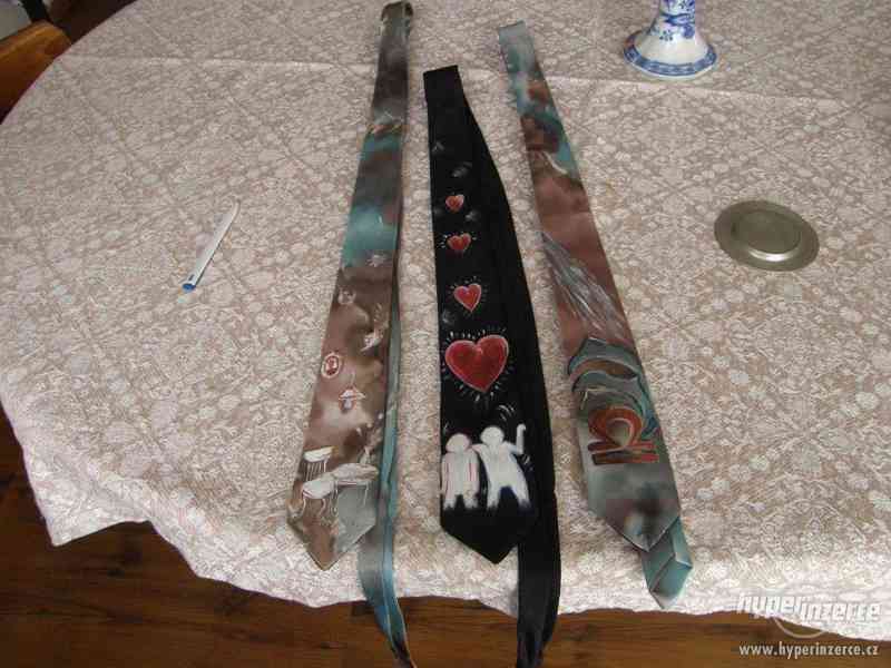 Tři ručně malované hedvábné kravaty - foto 1