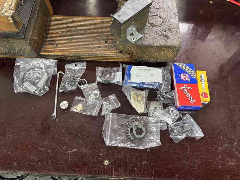 Prodám repasovaný motor Jawa 550/555 - foto 14