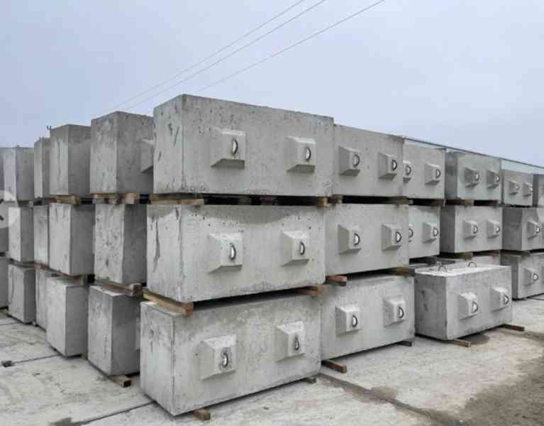 Betonové stavební bloky - foto 3