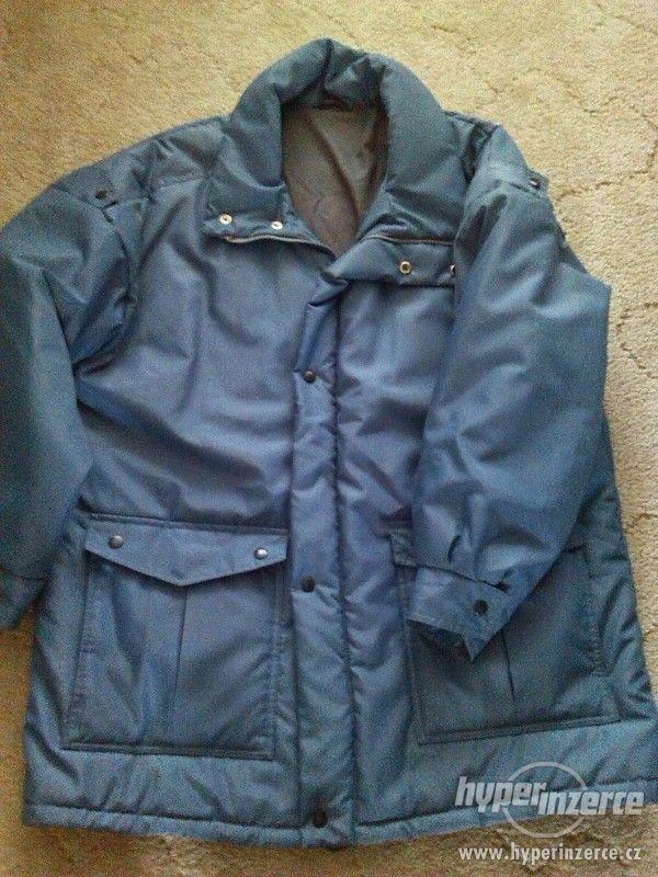 Pánská zimní šedá-modrá bunda - foto 3