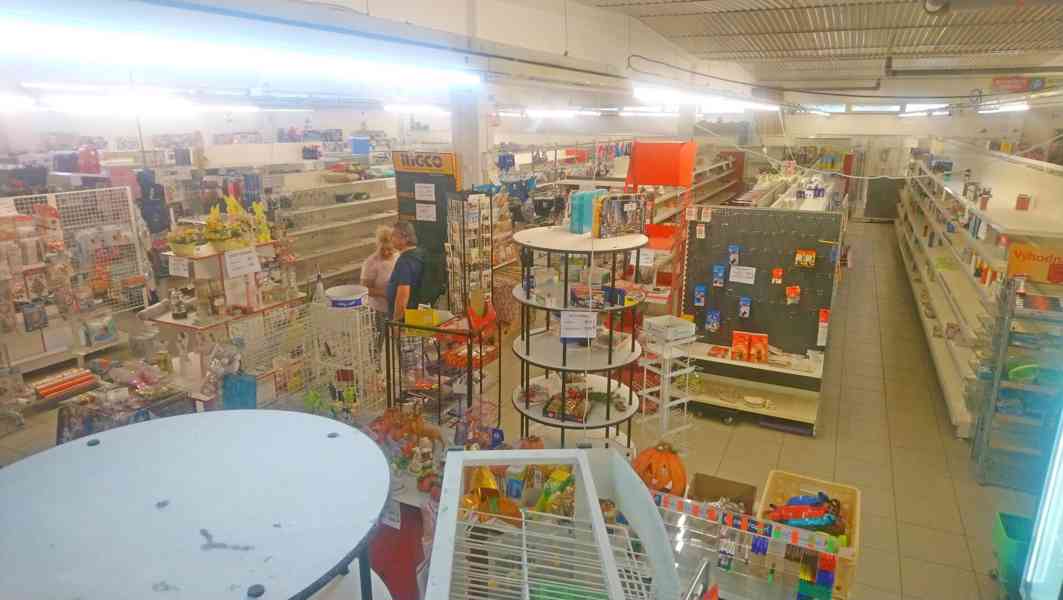 Obchodní prostor 325m2 (JBC - Mšeno, ul. U Přehrady) - foto 3