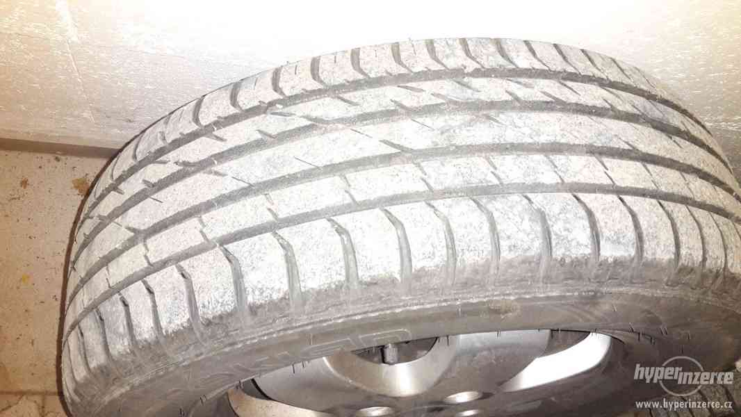 FORD FOCUS COMBI 1,8 TDDI 66kw, 12/2004 - foto 10