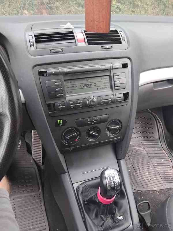 Octavia2 combi 1,9 tdi 77 kw - foto 12