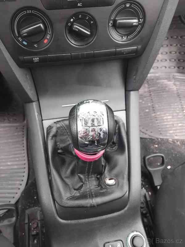 Octavia2 combi 1,9 tdi 77 kw - foto 11