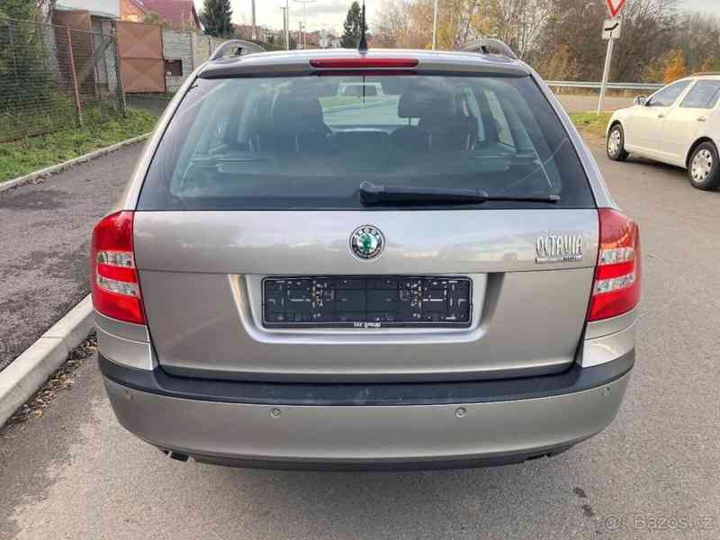 Škoda Octavia 1,6   MPi Ambiente+, jeden majitel - foto 11