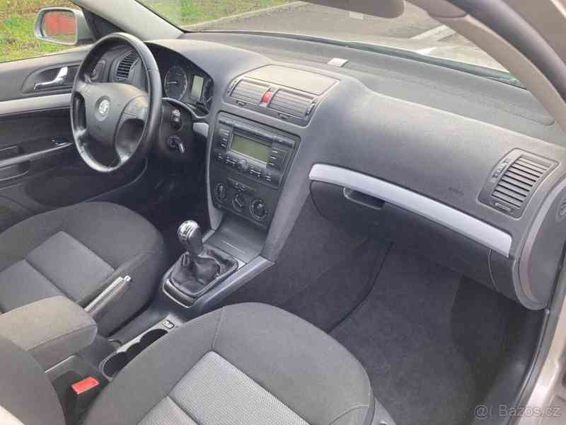 Škoda Octavia 1,6   MPi Ambiente+, jeden majitel - foto 18