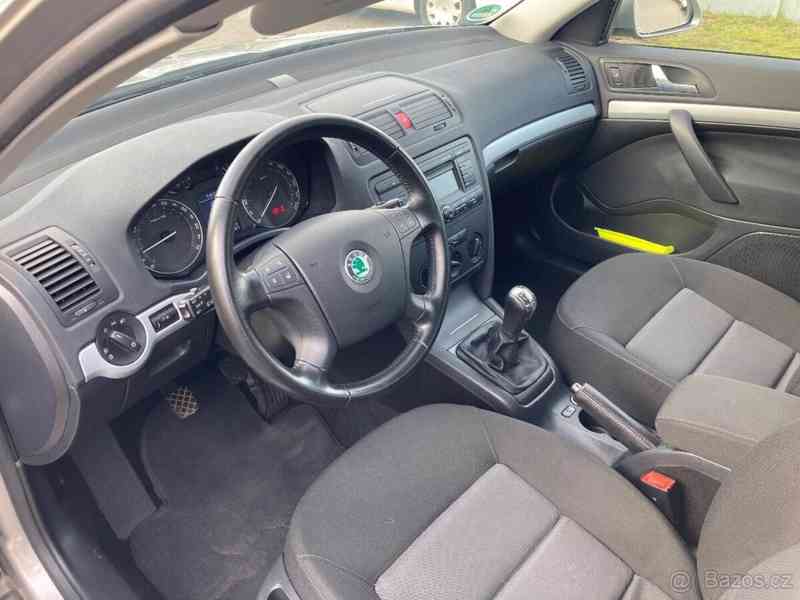 Škoda Octavia 1,6   MPi Ambiente+, jeden majitel - foto 17