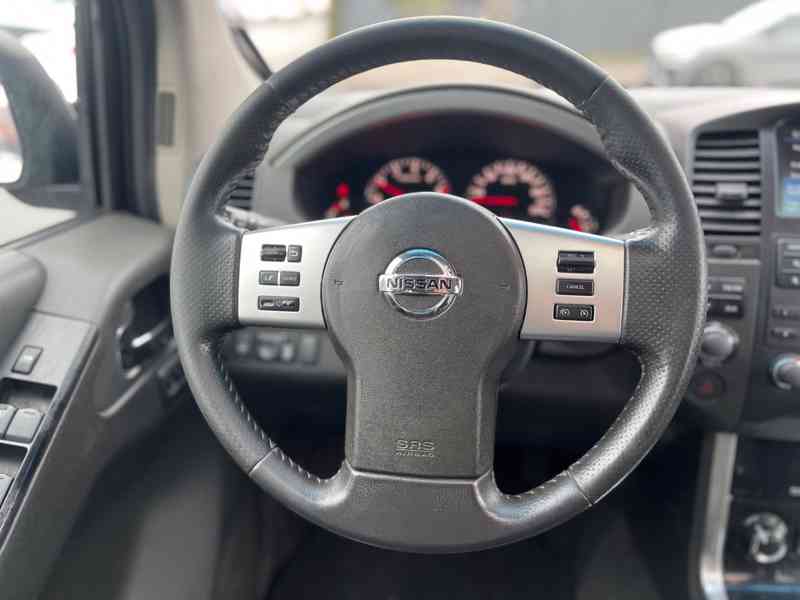 Nissan Pathfinder 3.0 dCi LE Redneck Edtion 170kw - foto 11