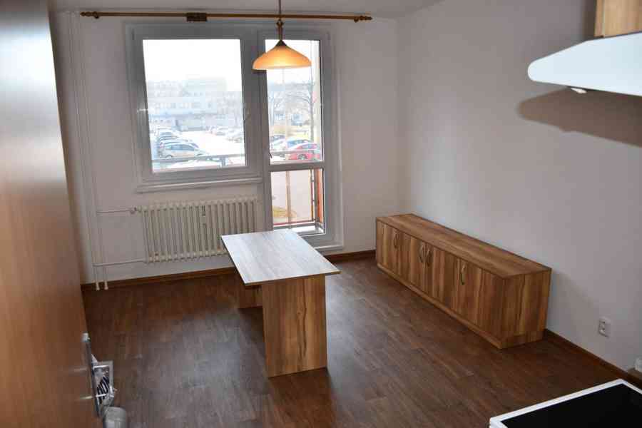 Pronajmu byt 2+KK 41m2 v centru Břeclavi na Slovácké - foto 8