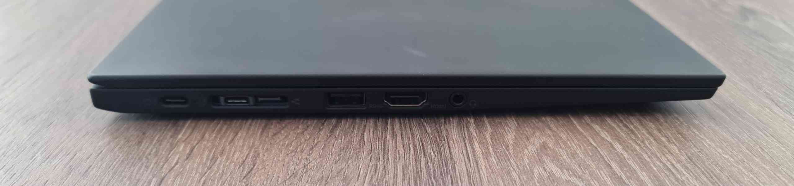 Lenovo Thinkpad X1 Carbon 8th Gen (20UA)  - foto 4