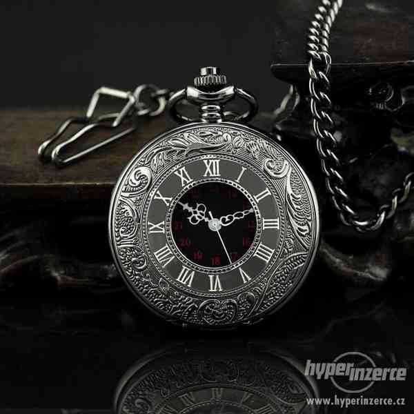 Kapesní hodinky cibule - cerne - římské číslice  - foto 3