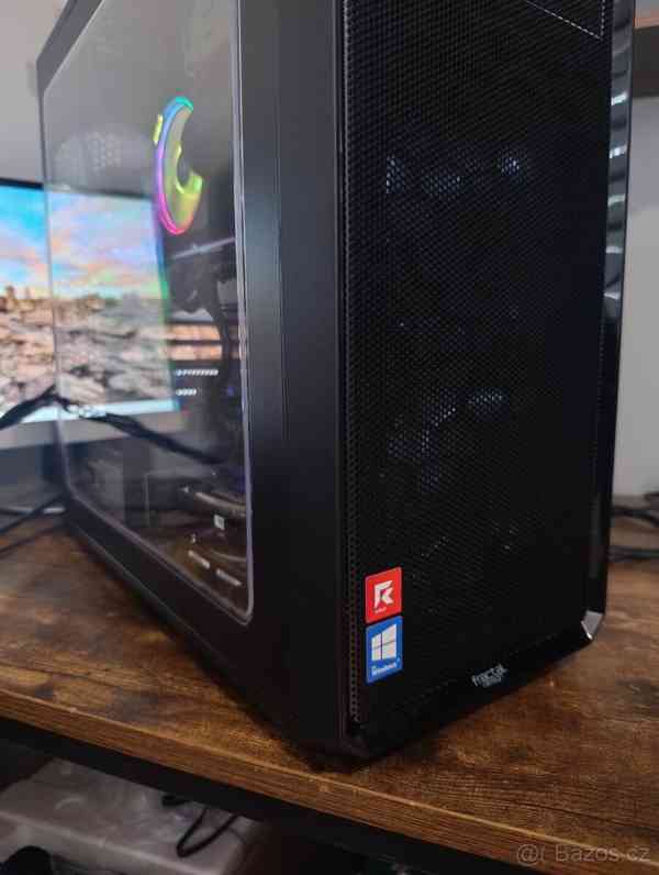 Gaming komplet PC Ryzen 7 32GB a 4,2TB , mys klavesnice lcd - foto 3