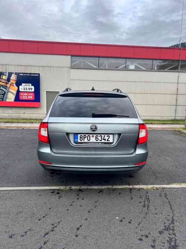 Škoda Superb 2,0   2 - foto 13