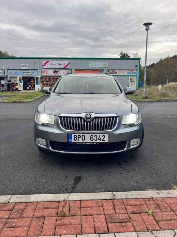 Škoda Superb 2,0   2 - foto 16