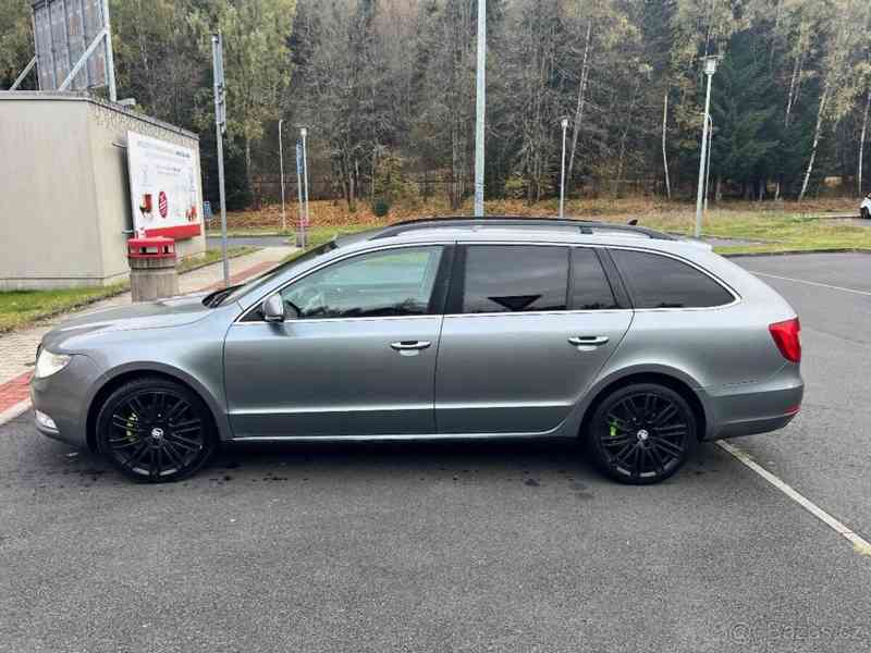 Škoda Superb 2,0   2 - foto 12