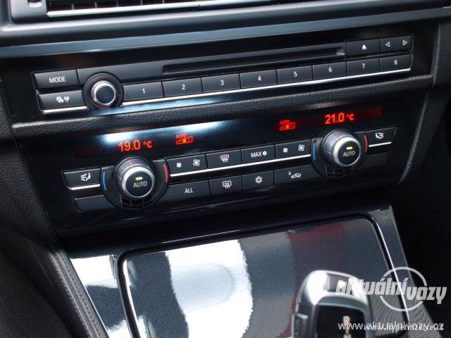 BMW 530d xDrive Steptr. Tou 3.0, nafta, automat,  2012, navigace, kůže - foto 20