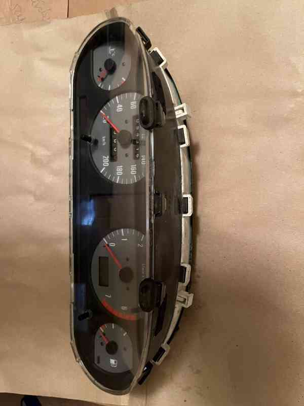 Přístrojová deska ŠKODA FELICIA 1.6 - foto 3