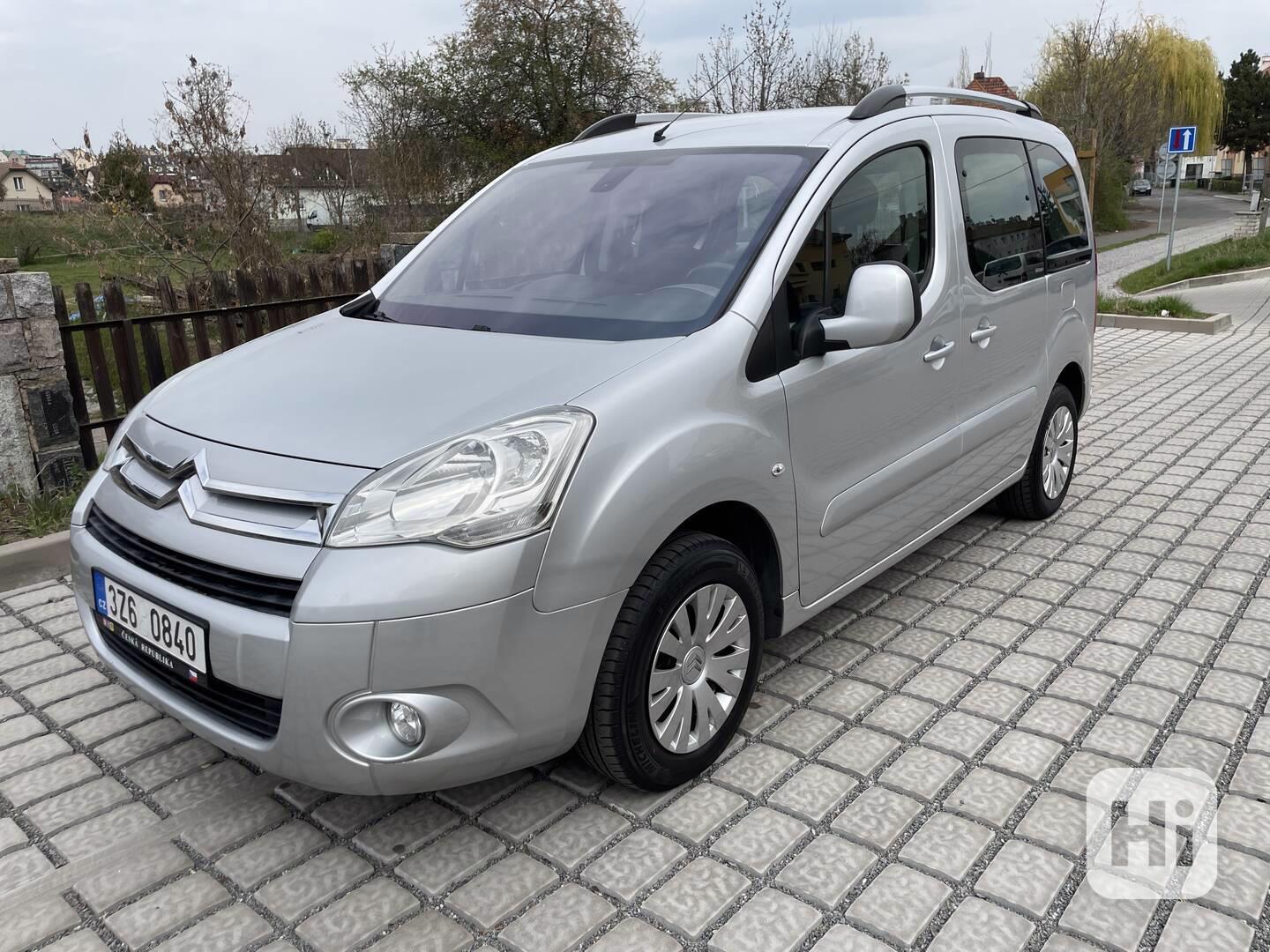 Citroën Berlingo: rampa pro převoz vozíčkáře - foto 1