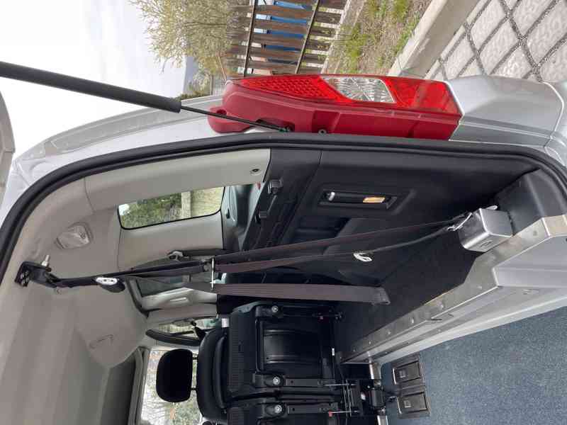 Citroën Berlingo: rampa pro převoz vozíčkáře - foto 7