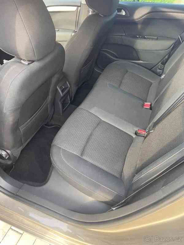 Citroën C4 1,2   PureTech 81 kW (2016) - foto 4