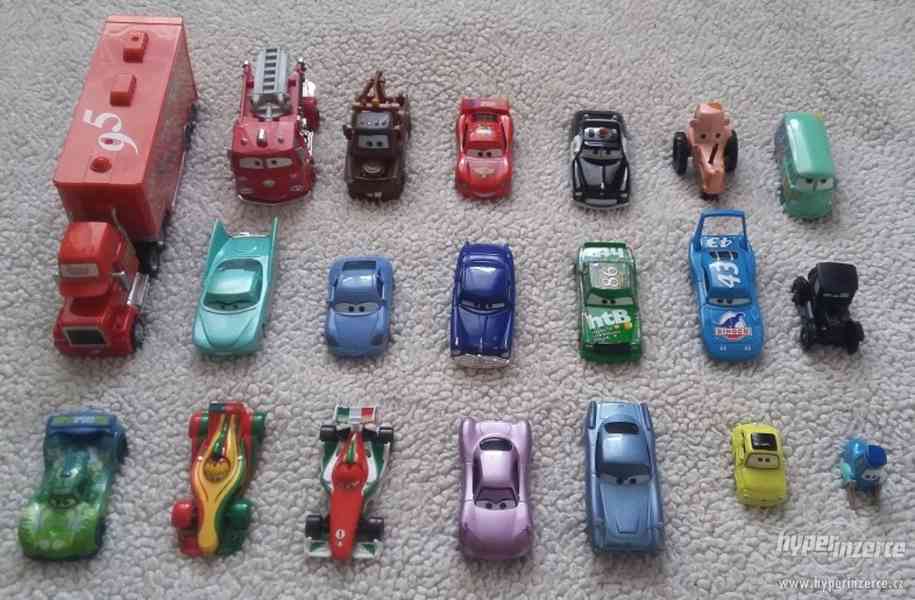 Disney Pixar Cars - Blesk, Burak, Chick, King, Serif, Mack - foto 1
