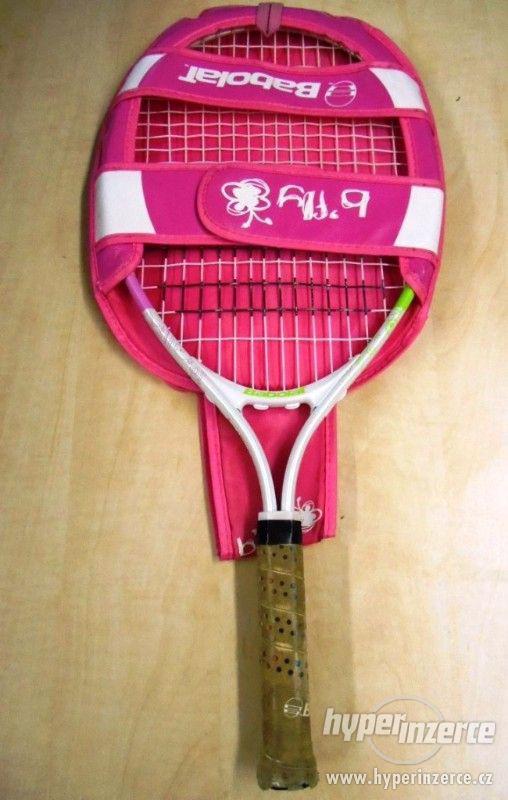 Dívčí / juniorská tenisová raketa BABOLAT 125