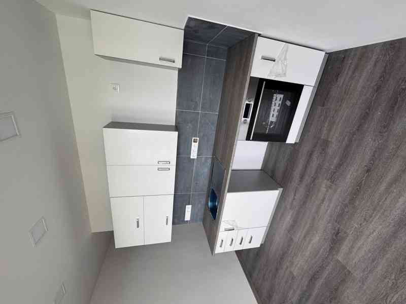 Prodej bytu 3+1 po kompletní rekonstrukci – Sokolov, ul. Mar - foto 13