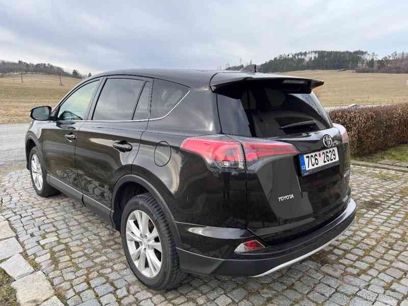 Toyota RAV4 2,0   D4D Facelift - foto 4