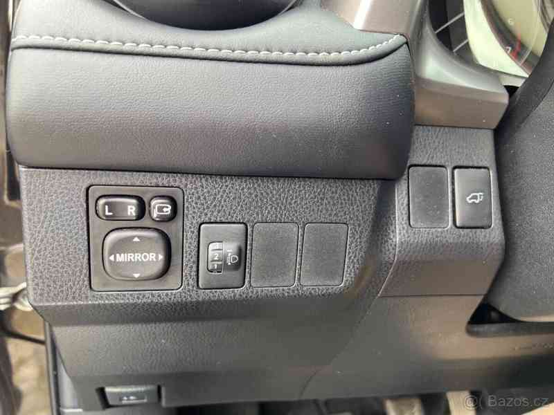 Toyota RAV4 2,0   D4D Facelift - foto 15
