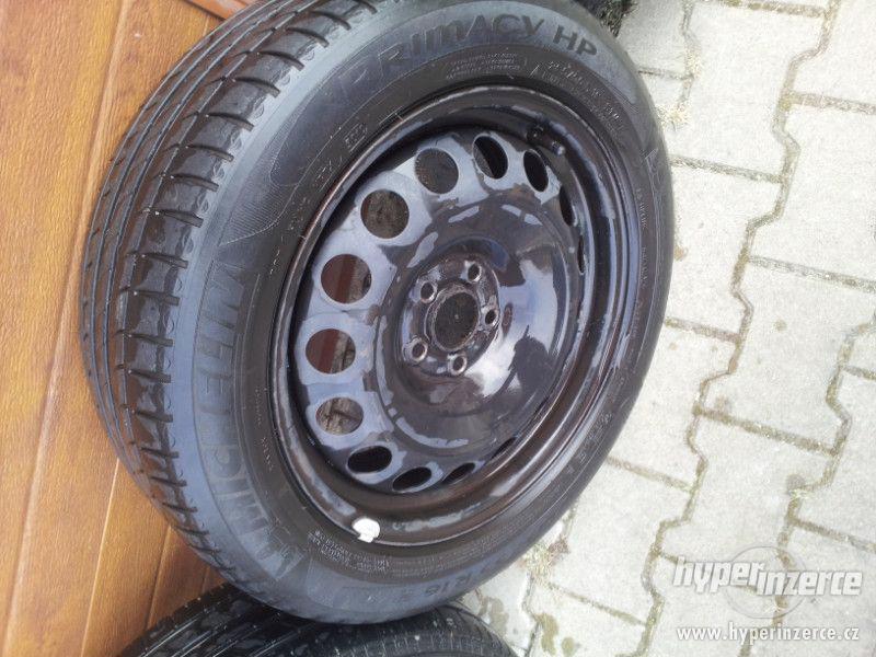 Š. Octavia - sada disků + letní pneu - foto 3