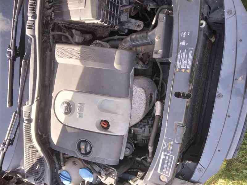 Škoda Octavia combi 1.6 FSI  85 Kw - foto 13