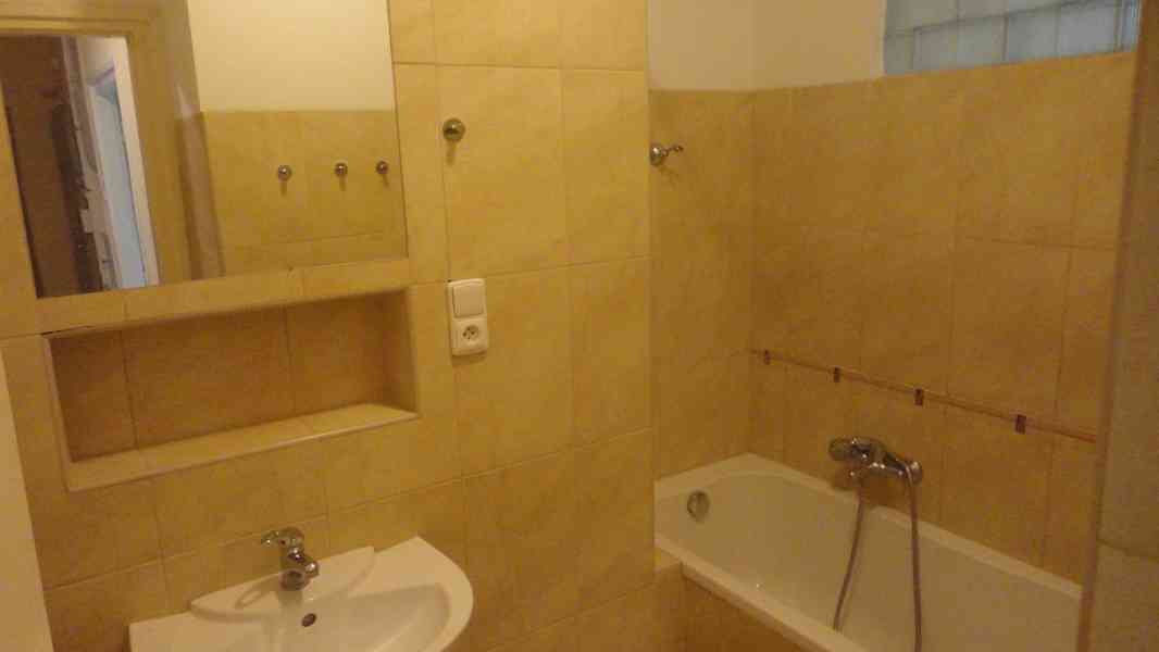 Pronájem 3+1, ulice Merhautova, Černá Pole, 82 m2, balkon, k - foto 5