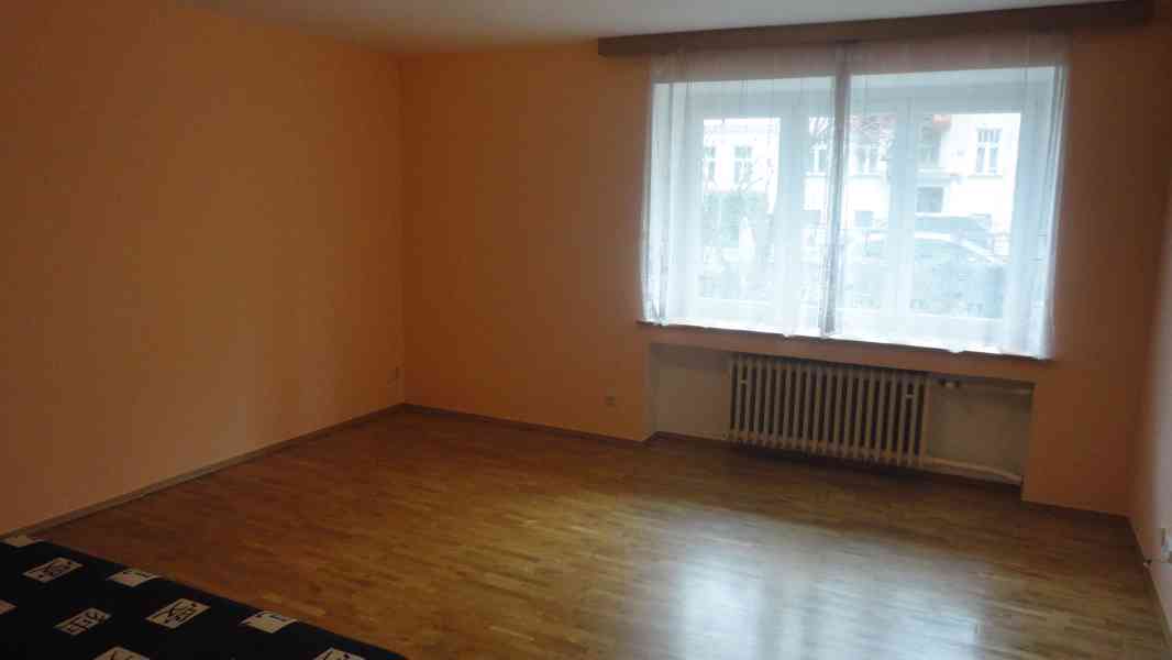 Pronájem 3+1, ulice Merhautova, Černá Pole, 82 m2, balkon, k - foto 2