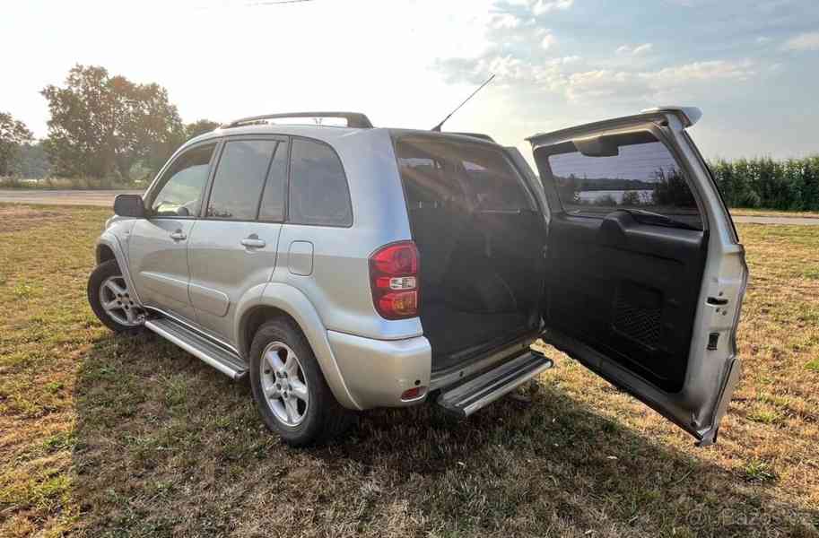 Toyota RAV4 2,0   D4D (2005) NOVÁ STK - foto 2