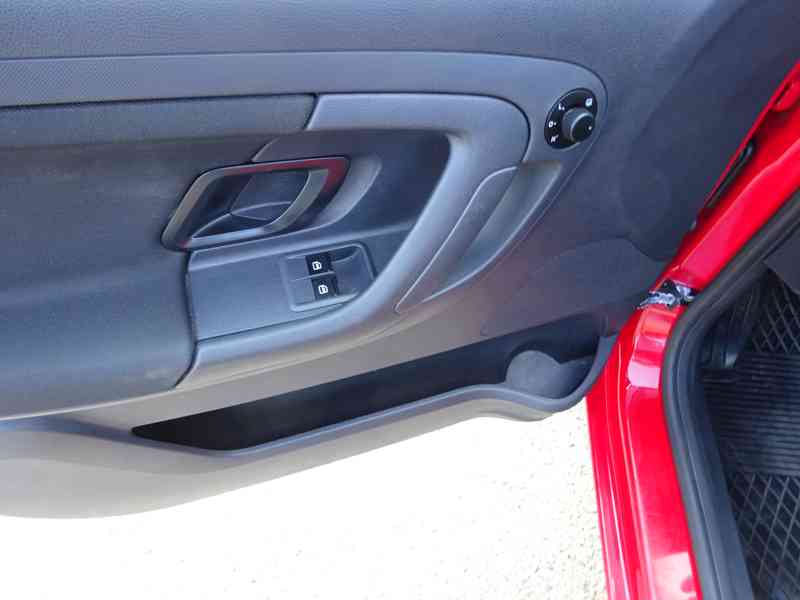 Škoda Fabia 1.2 TSI r.v.2012 (servisní knížka) ČR - foto 6