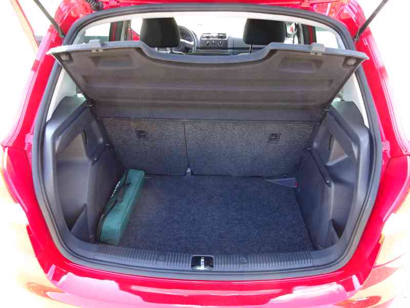 Škoda Fabia 1.2 TSI r.v.2012 (servisní knížka) ČR - foto 15