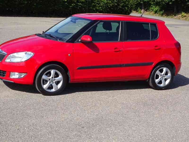 Škoda Fabia 1.2 TSI r.v.2012 (servisní knížka) ČR - foto 3